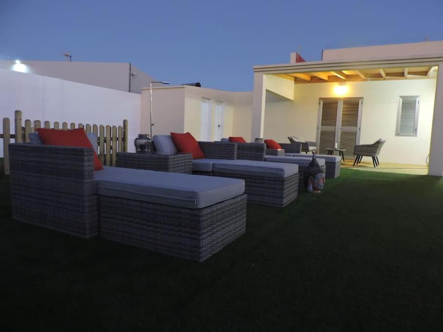Villa Ventura - Piscina Climatizada & Aire Acondicionado Caleta De Fuste Exteriör bild
